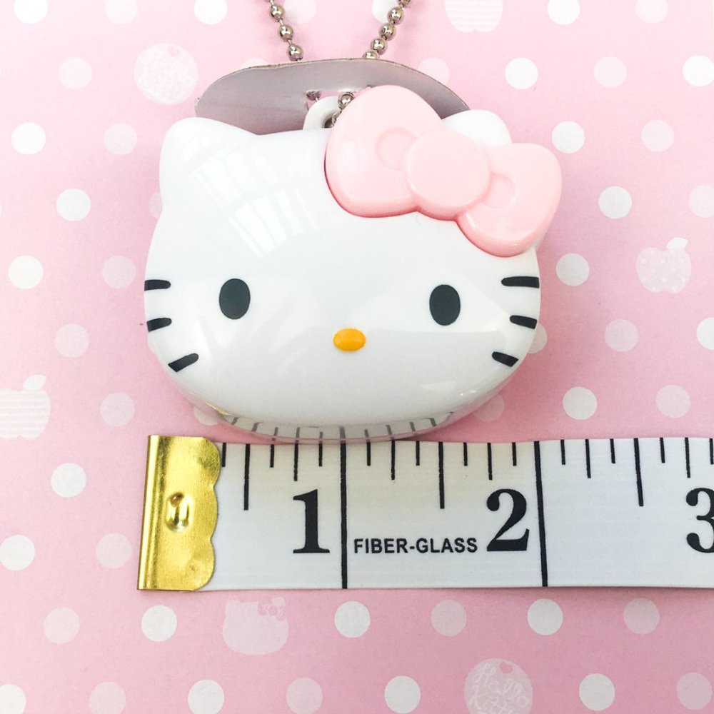 Hello Kitty Key Chain - Picture 3 of 5